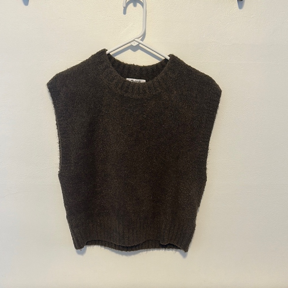 Women's Brown Sleeveless Sweater